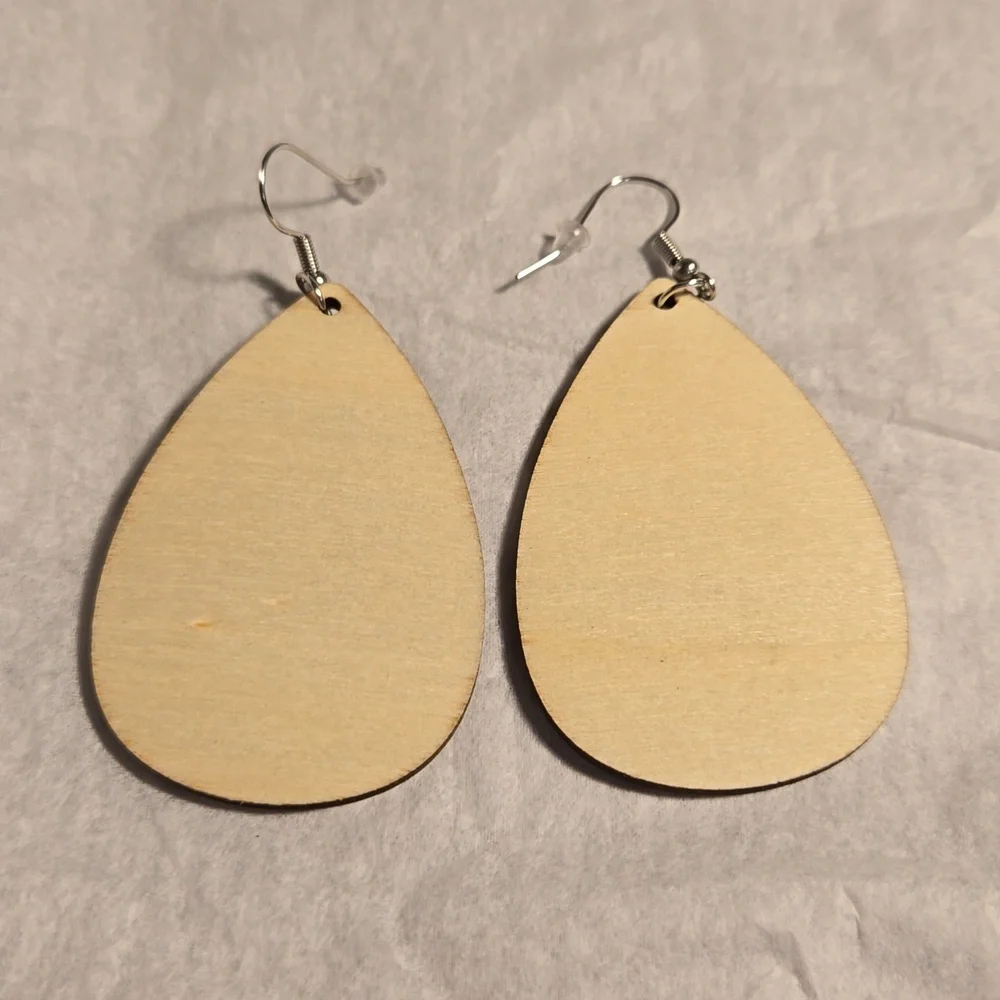 3 /$15 New Alice in Wonderland Wooden Earrings - Picture 3 of 4